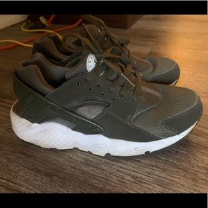Nike Huarache sneakers